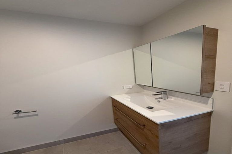 Photo of property in 6/20 Fitzherbert Road, Wainuiomata, Lower Hutt, 5014