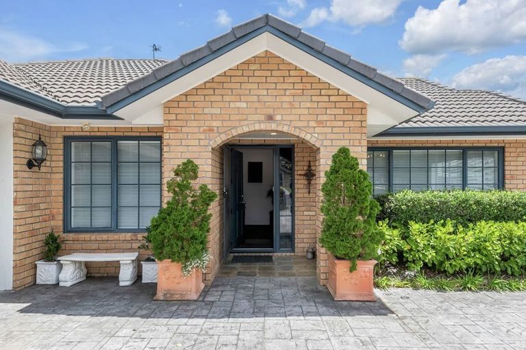 Photo of property in 201 Kilkenny Drive, East Tamaki Heights, Auckland, 2016