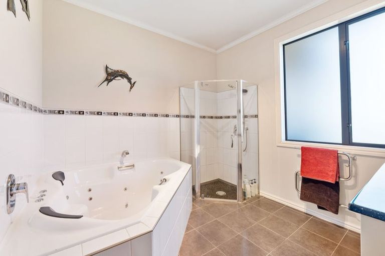 Photo of property in 14/b Rennell Street, Frankleigh Park, New Plymouth, 4310