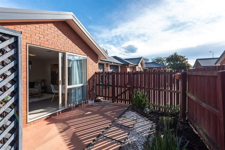 Photo of property in 1/149 Highsted Road, Casebrook, Christchurch, 8051