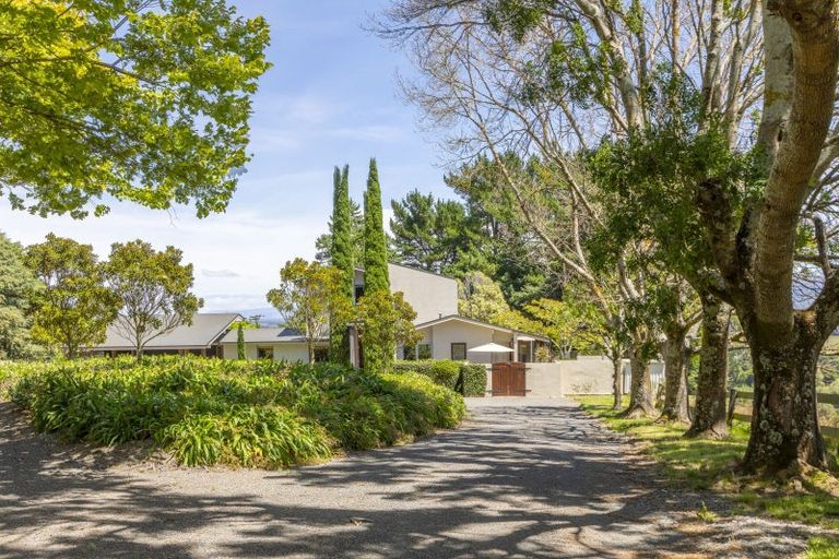 Photo of property in 15 Maharakeke Road, Waipukurau, 4281