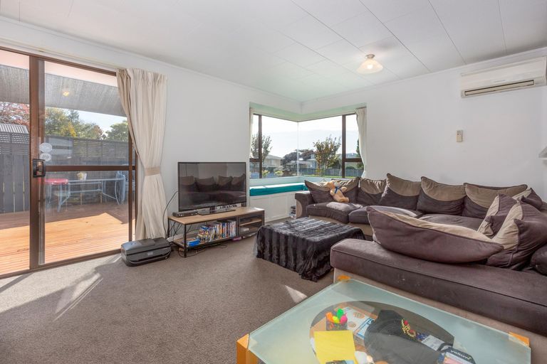 Photo of property in 14 Thorn Road, Tuakau, 2121