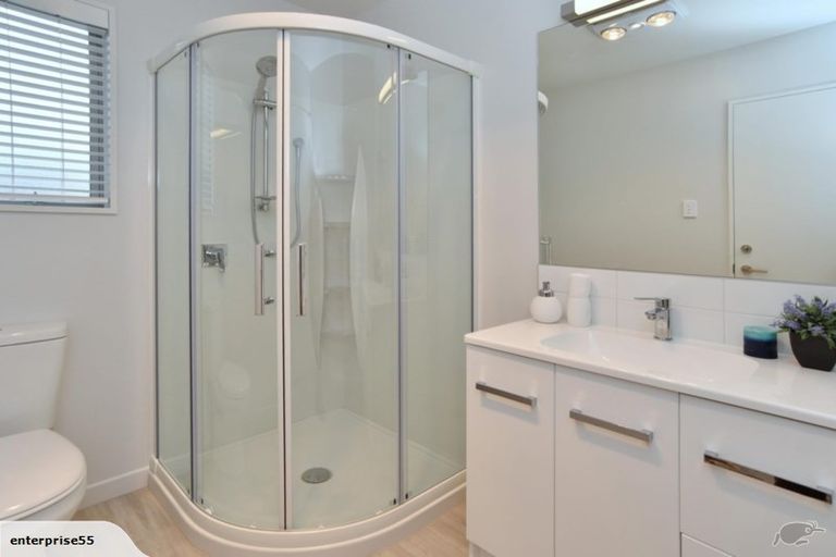 Photo of property in 18 Ardnave Lane, Broomfield, Christchurch, 8042