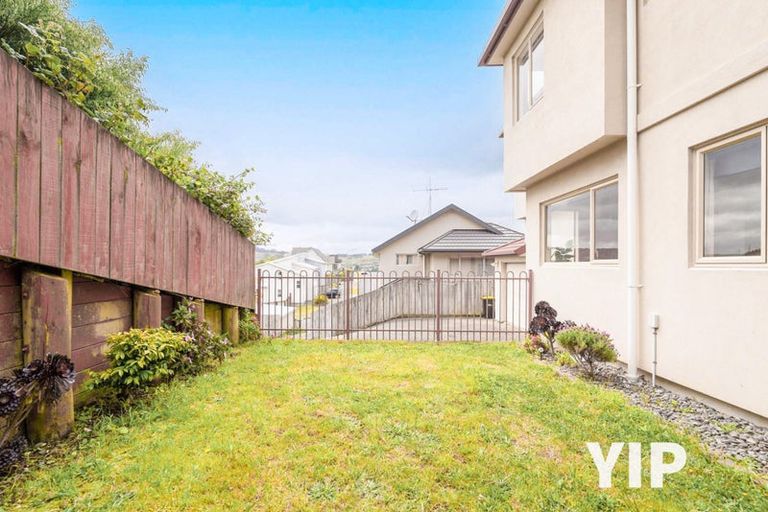 Photo of property in 50 Erlestoke Crescent, Churton Park, Wellington, 6037