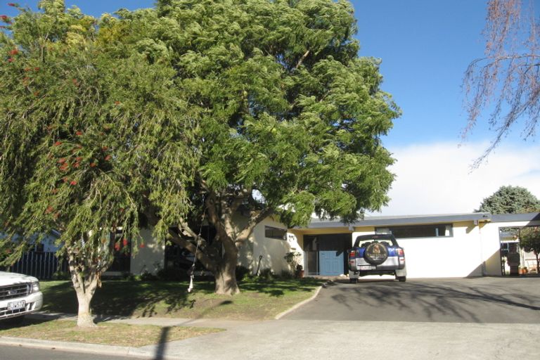 Photo of property in 19 Ngarimu Crescent, Taradale, Napier, 4112