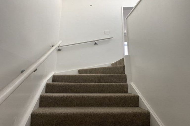 Photo of property in Pirie Street Townhouses, 15/35 Pirie Street, Mount Victoria, Wellington, 6011