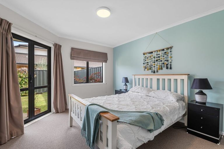 Photo of property in 16/64 Kawaha Point Road, Kawaha Point, Rotorua, 3010