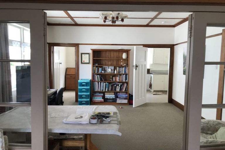 Photo of property in 76 Mitchell Street, Brooklyn, Wellington, 6021