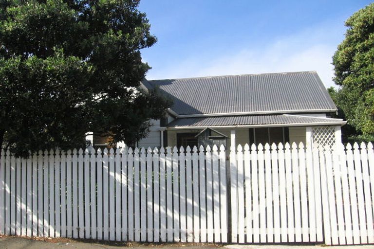 Photo of property in 93a Freyberg Street, Lyall Bay, Wellington, 6022