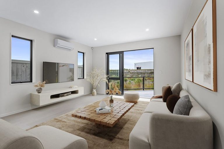 Photo of property in 95 Katikati Drive, Manurewa, 2102