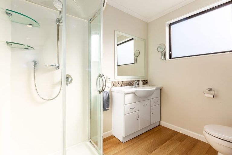 Photo of property in 48 Sailmaker Close, Whitby, Porirua, 5024