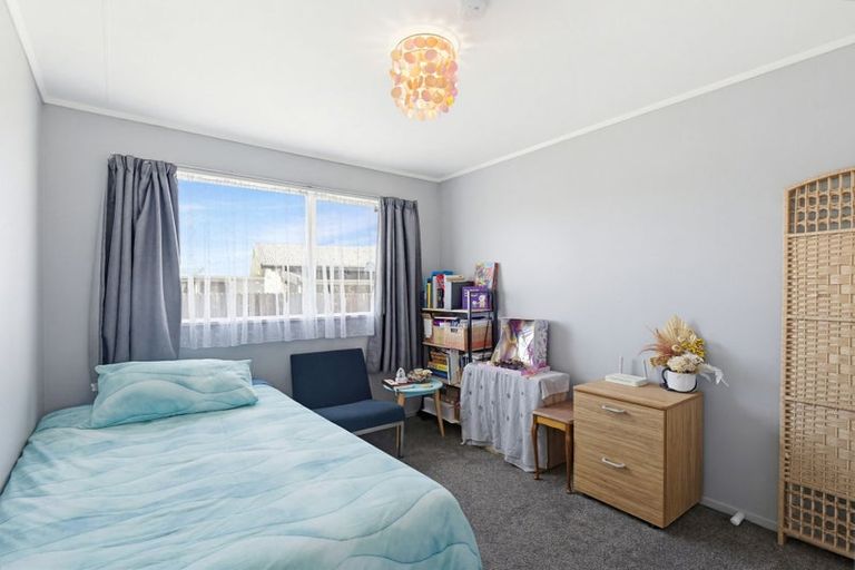 Photo of property in 17a Tainui Street, Castlecliff, Whanganui, 4501