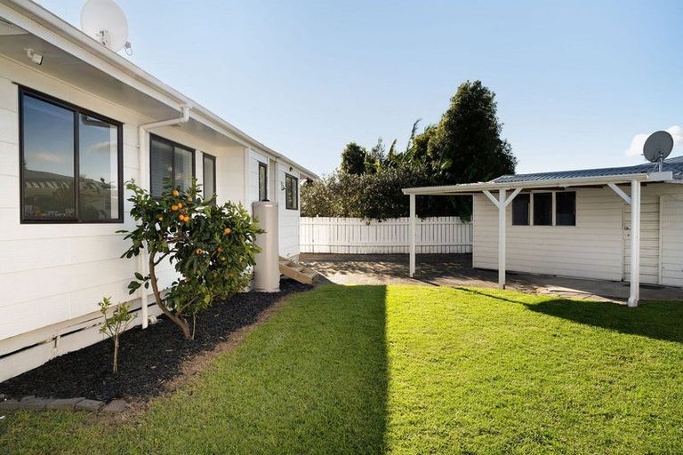 Photo of property in 228 Gravatt Road, Papamoa Beach, Papamoa, 3118