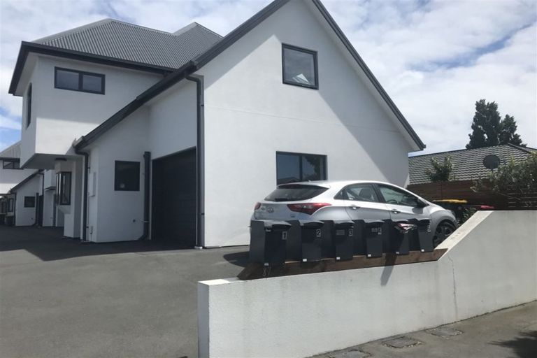 Photo of property in 1/87 Grafton Street, Waltham, Christchurch, 8011