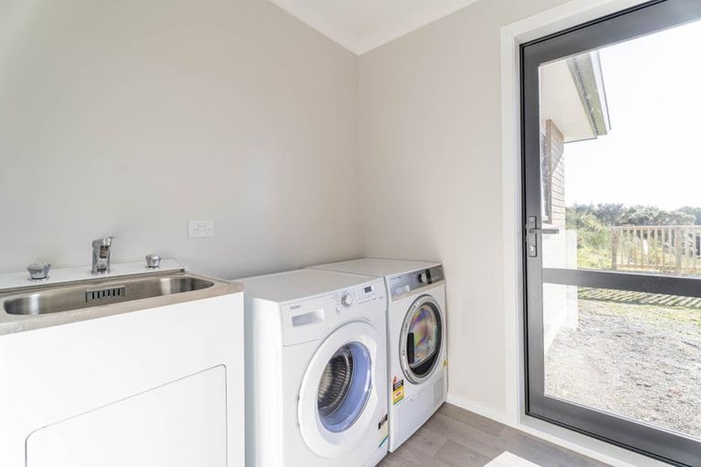 Photo of property in 13 Topsail Way, Whitby, Porirua, 5024