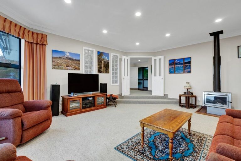 Photo of property in 23f Veale Road, Frankleigh Park, New Plymouth, 4310