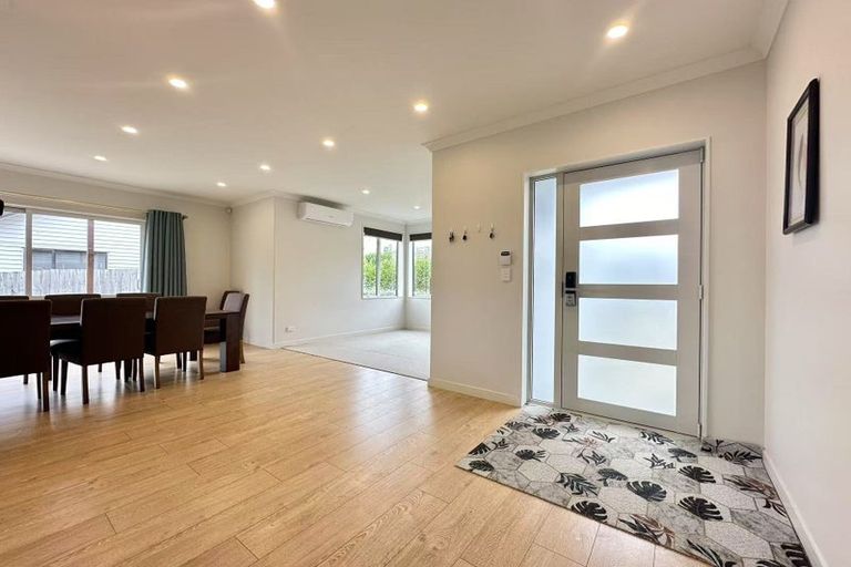 Photo of property in 57b Westgate Drive, Massey, Auckland, 0614