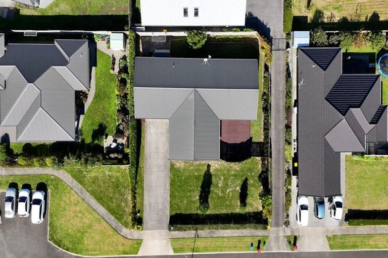 Photo of property in 10 Wentworth Lane, Waiwhakaiho, New Plymouth, 4312