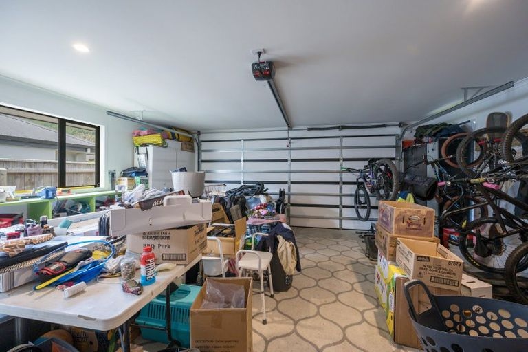 Photo of property in 8 Huntaway Close, Stoke, Nelson, 7011