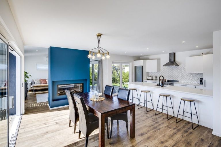 Photo of property in 66a Murphy Road, Taradale, Napier, 4112