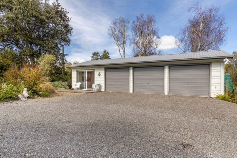 Photo of property in 17 Marriages Road, Tasman, Upper Moutere, 7173