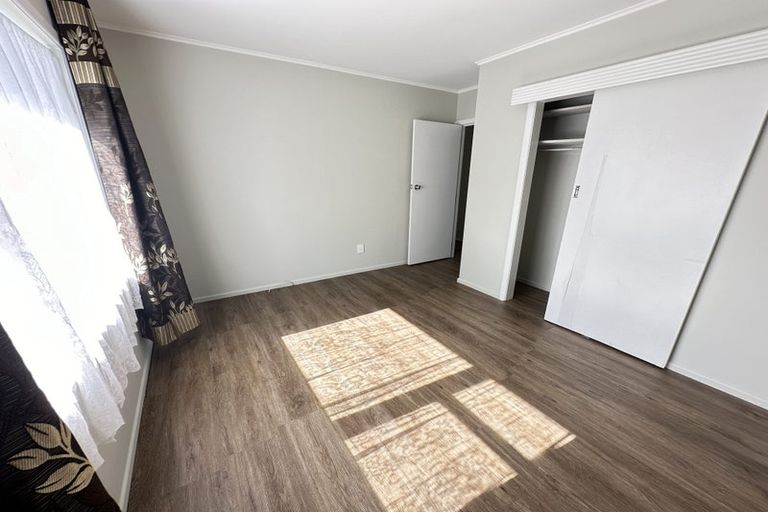Photo of property in 38 Eddowes Street, Manurewa, Auckland, 2102