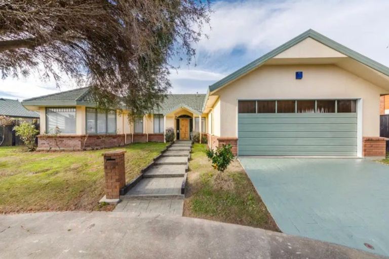 Photo of property in 30 Caroline Crescent, Highbury, Palmerston North, 4412