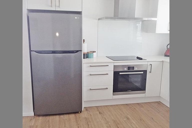 Photo of property in 1 Glenae Lane, Hobsonville, Auckland, 0618