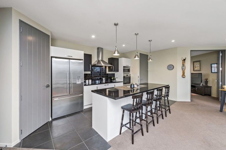 Photo of property in 16 Lloyds Close, Rolleston, 7614