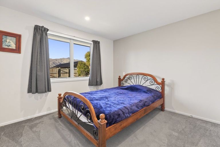 Photo of property in 13 Bell Street, Lake Hawea, 9382