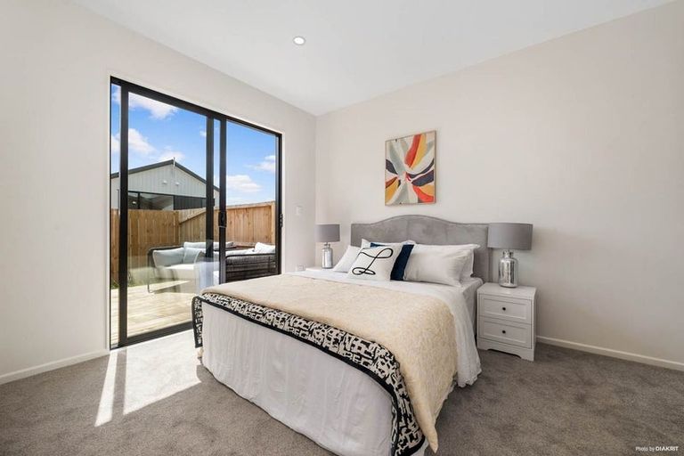 Photo of property in 12 Horokaka Street, Massey, 0614