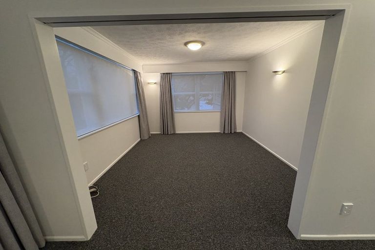 Photo of property in 10 Kashmir Avenue, Clouston Park, Upper Hutt, 5018