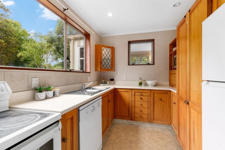 Photo of property in 19 Solander Place, Whitby, Porirua, 5024