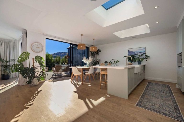 Photo of property in 7 Torridon Court, Jacks Point, Queenstown, 9371