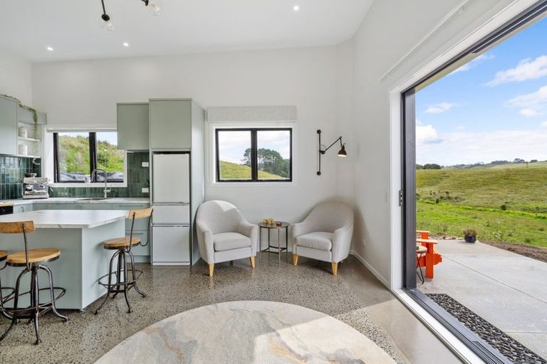 Photo of property in 49 Honey Road, Otaua, 2683