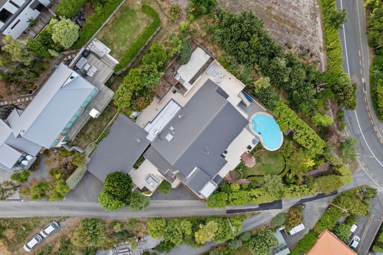 Photo of property in 109 Moncks Spur Road, Redcliffs, Christchurch, 8081