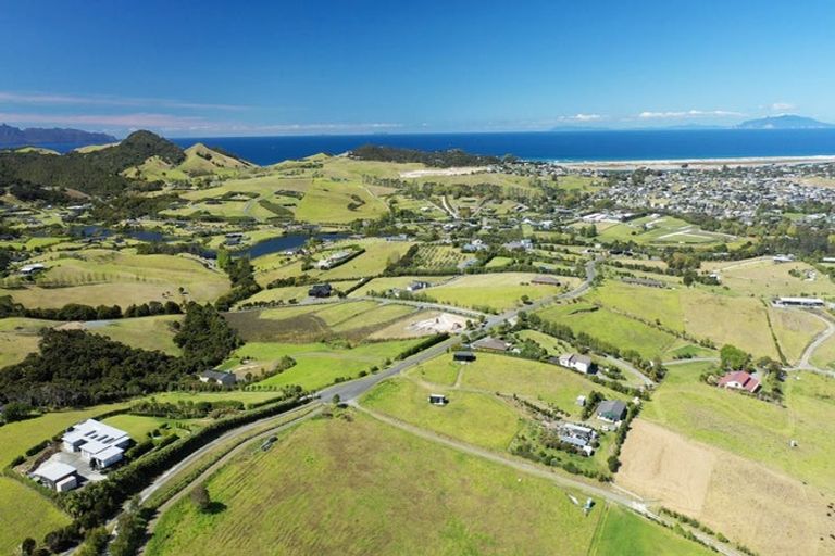 Photo of property in 582 Barrier View Road, Mangawhai, 0573