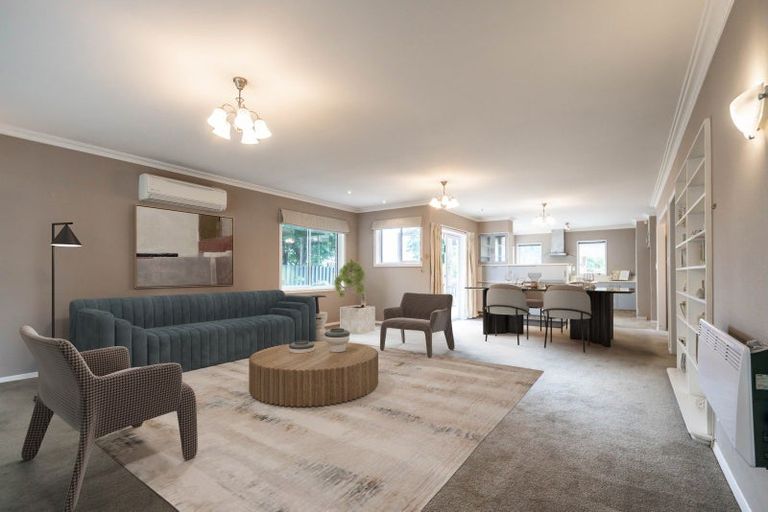 Photo of property in 89 Hall Street, Cambridge, 3434