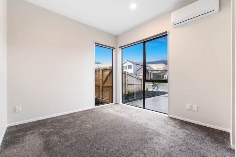Photo of property in 8 Kokotea Road, Massey, Auckland, 0614