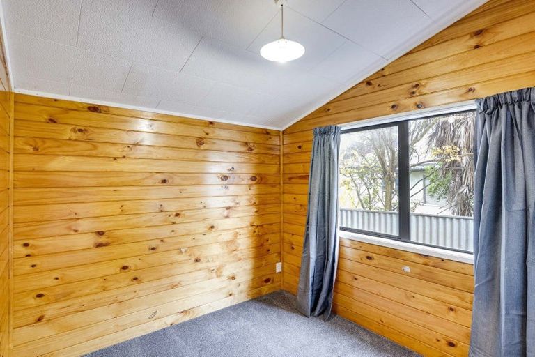 Photo of property in 400 Burnett Street, Mahora, Hastings, 4120