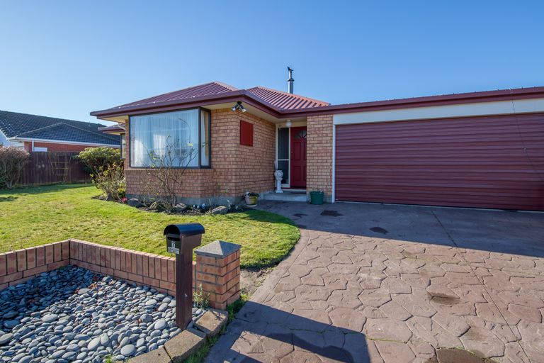 Photo of property in 7 Kintyre Drive, Broomfield, Christchurch, 8042