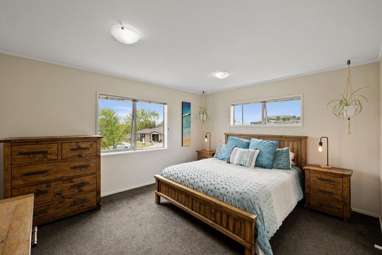 Photo of property in 12 Kahu Drive, Mangawhai, 0505
