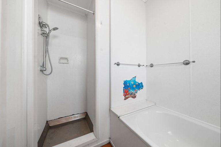 Photo of property in 124d Govett Avenue, Frankleigh Park, New Plymouth, 4310