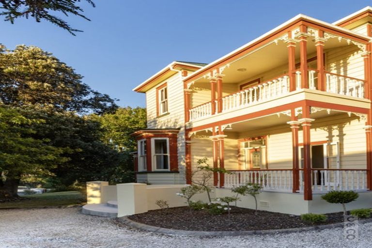 Photo of property in 14 Nelson Street, Helensville, 0800