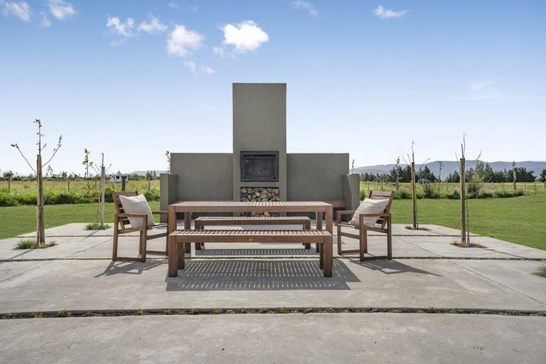 Photo of property in 906a&b Bidwills Cutting Road, Morison Bush, Greytown, 5794