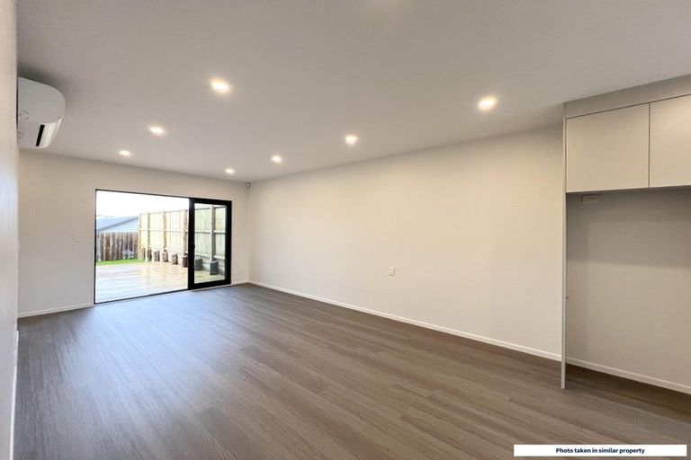 Photo of property in 42 Biokovo Street, Massey, Auckland, 0614
