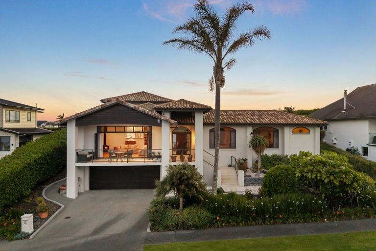 Photo of property in 13 Pacific Cliffs Drive, Gulf Harbour, Whangaparaoa, 0930