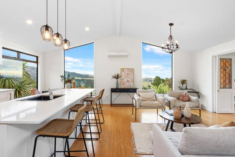 Photo of property in 214 Dyers Pass Road, Cashmere, Christchurch, 8022