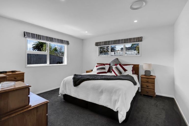 Photo of property in 1/20b Gordon Street, Glen Avon, New Plymouth, 4312