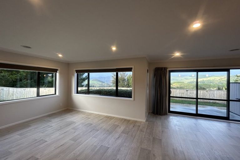Photo of property in 116 Endeavour Drive, Whitby, Porirua, 5024
